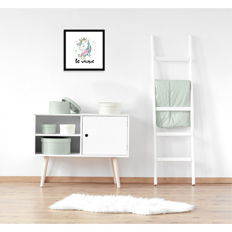 «Be Unique», impression sur papier licorne, H 22,5 po x l 22,5 po x P 0,6 po, Encadré plat noir