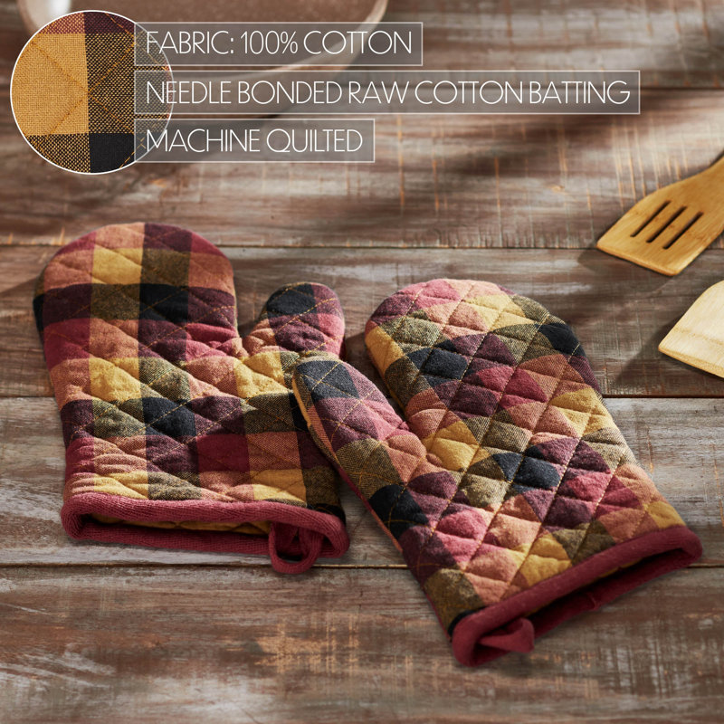 Heritage Farms Checkered Cotton Oven Mitt Set in Deep Burgundy