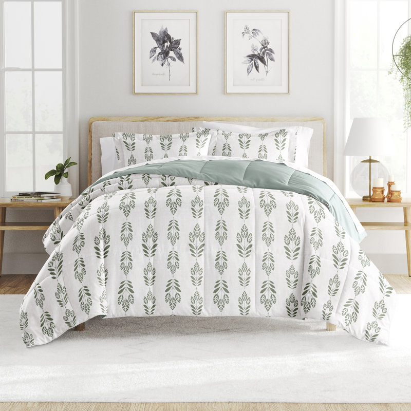 King White and Green Reversible Down Alternative Comforter Set