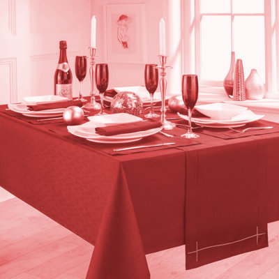 LINEN LOOK Kyleigh Tablecloth