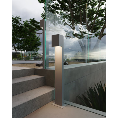 Box Integrated LED Metal Bollard Light