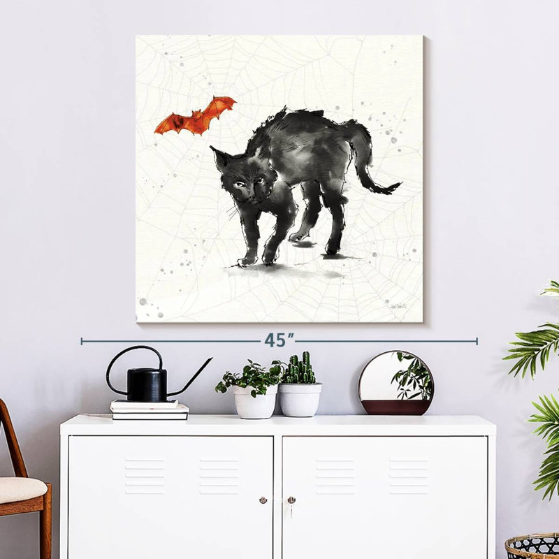 Brampt Phantom Cat, 33" H x 33" W