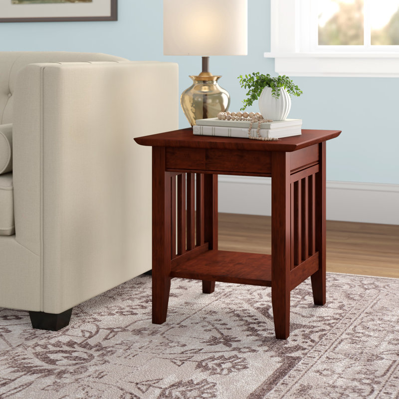 Table de bout en bois massif Jarrah avec prises intégrées, Noyer, H 22 po x l 20 po x P 20 po