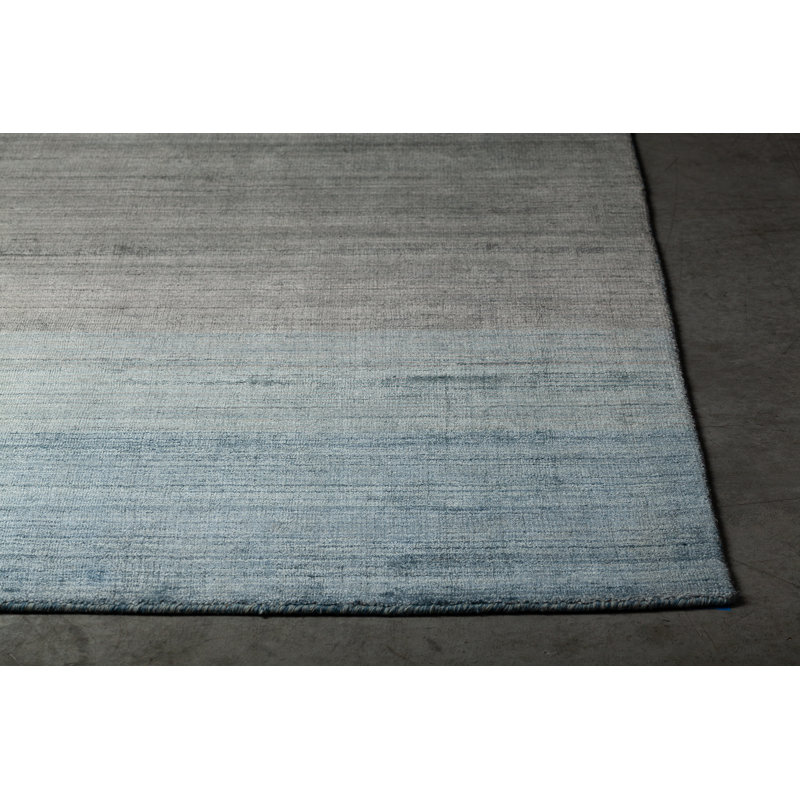 Tapis rayé bleu / gris Yaritza, Rectangle 5 pi x 7 pi 6 po