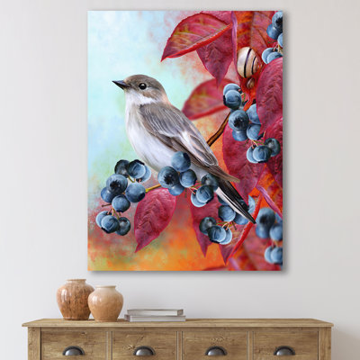 Petit oiseau gris sur un rameau d'automne rouge sur bleuet - impression sur toile