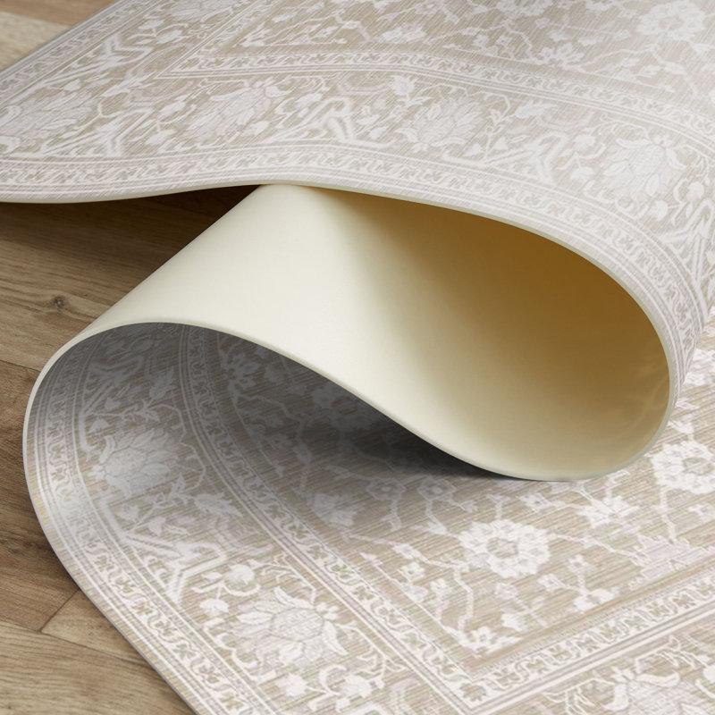 Tapis beige en vinyle facile à nettoyer Isora, Rectangulaire 2 pi x 4 pi
