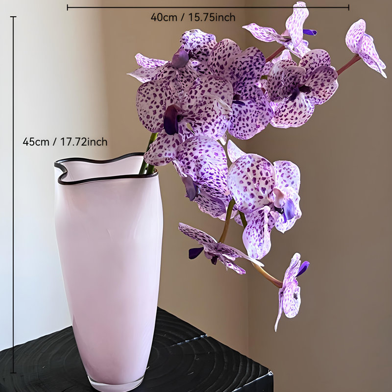 Ornements de fleurs simulées