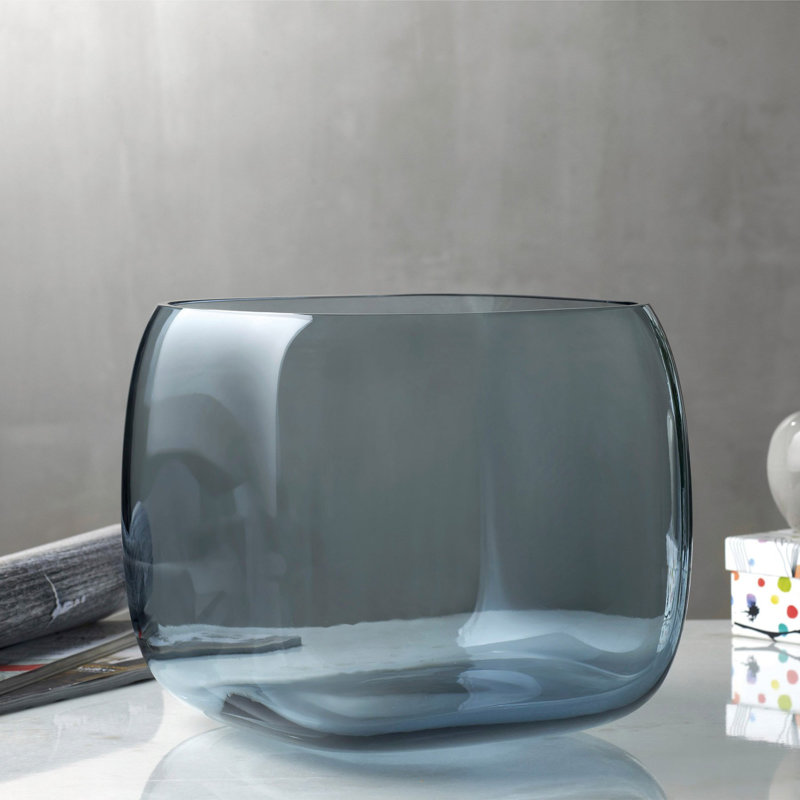 Vase en cristal Mono Box, Bleu acier, H 8,97 po x l 9,84 po x P 9,84 po