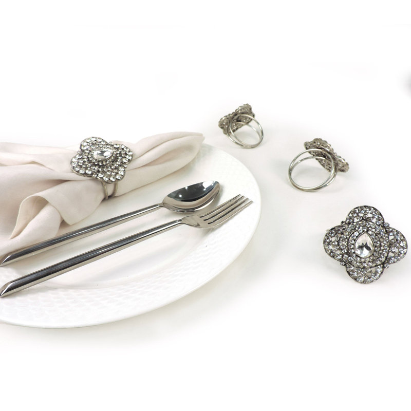 Rond de serviette audacieux à bijoux