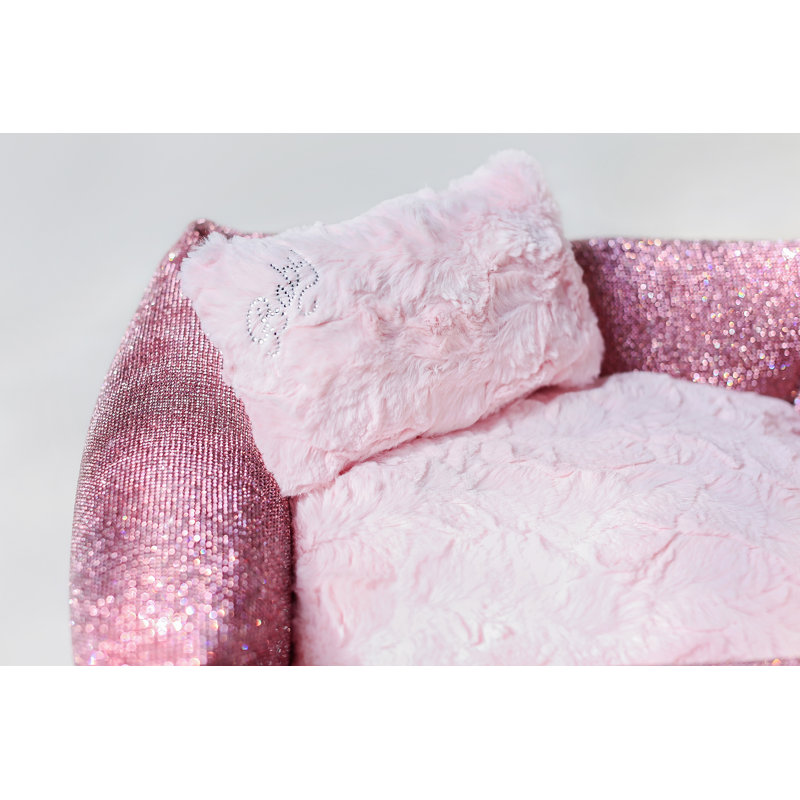 Traversin de chien Imperial Crystal, Fuchsia, H 7 po x l 18 po x P 15 po