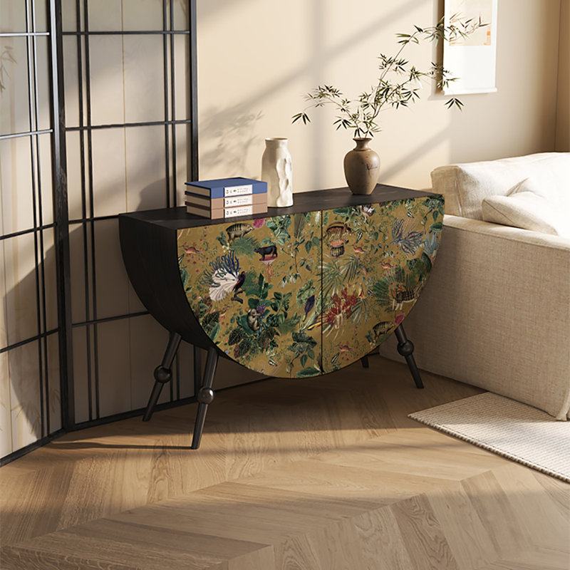Armoire de style américain, Noir