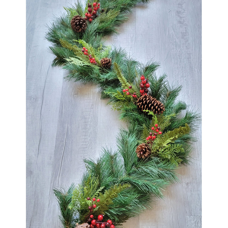 Guirlande 6 'Christmas Red Berry Cedar Pinecone