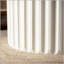 Ensemble de tables basses rondes festonnées blanches