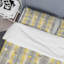 Ensemble de housse de couette en tissu brun et jaune-954448760