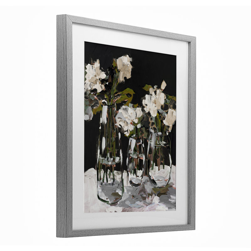 Trois vases à fleurs sur fond noir, impression par Jane Slivka, Cadre de ferme gris, H 16 po x l 13 po