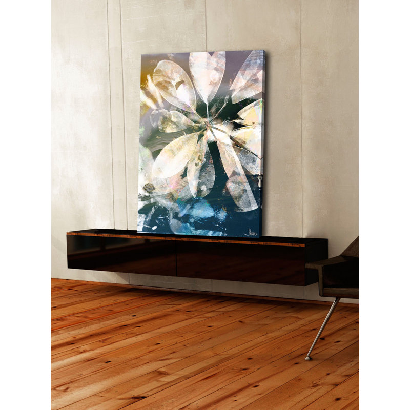 « blue water » par parvez taj,, reproduction d’art sur toile tendue, H 45 po x l 30 po
