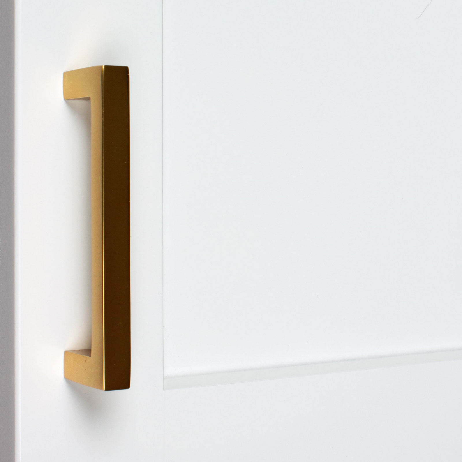 Kingston Solid Square Bar Cabinet Pull, Brass Gold, 6 5/16"