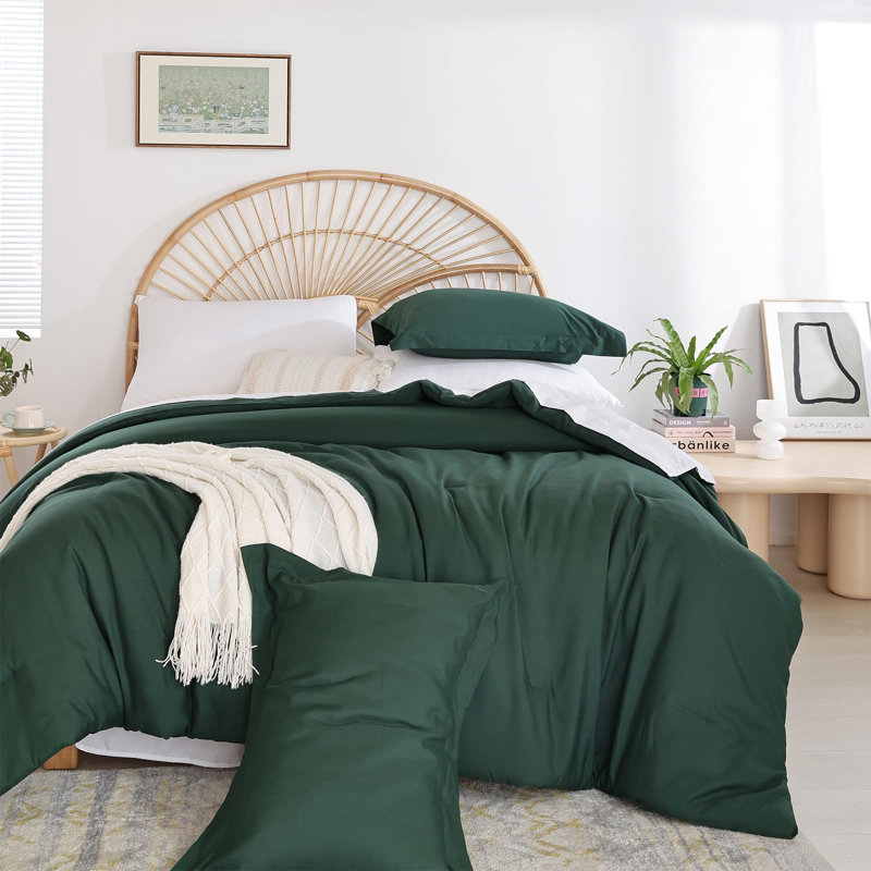 Fluffy Comforter Set 7 Pieces-Bedding Set for All Seasons Soft Comforter With Fitted Sheet, Flat Sheet, Pillow Shams, Pillowcases