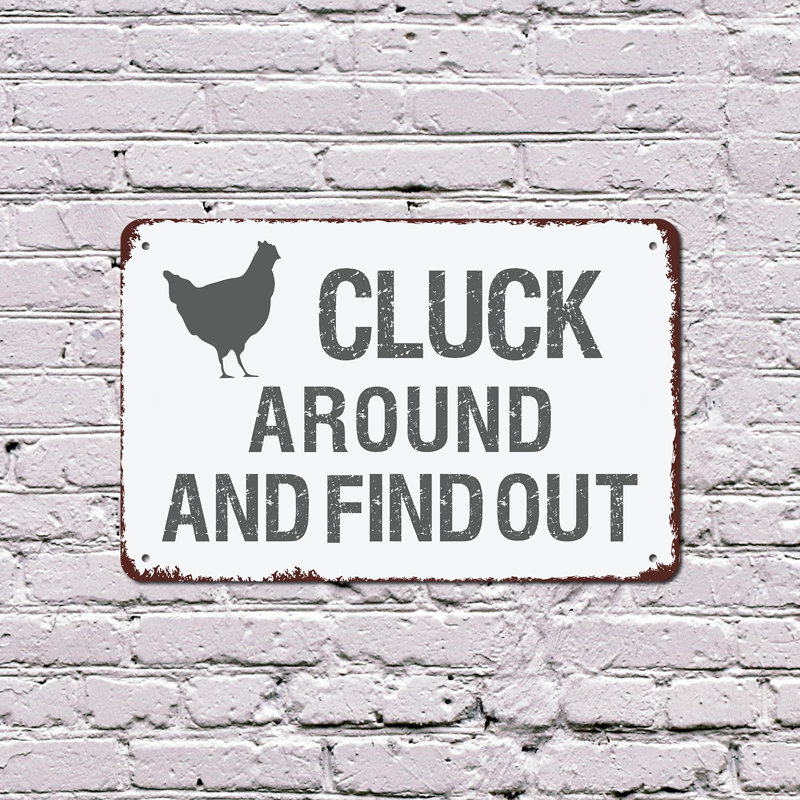 Plaque en plastique Cluck Around and Find 10 po x 14 po, H 10 po x l 14 po x P 0,1 po