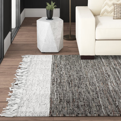Tapis gris touffeté à la main Eniko