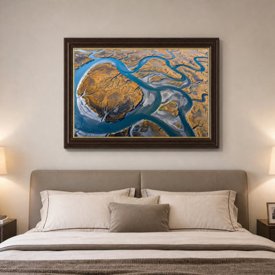 «Winding Blue Waterway In Golden Coastal Marshlands», art mural sur toile