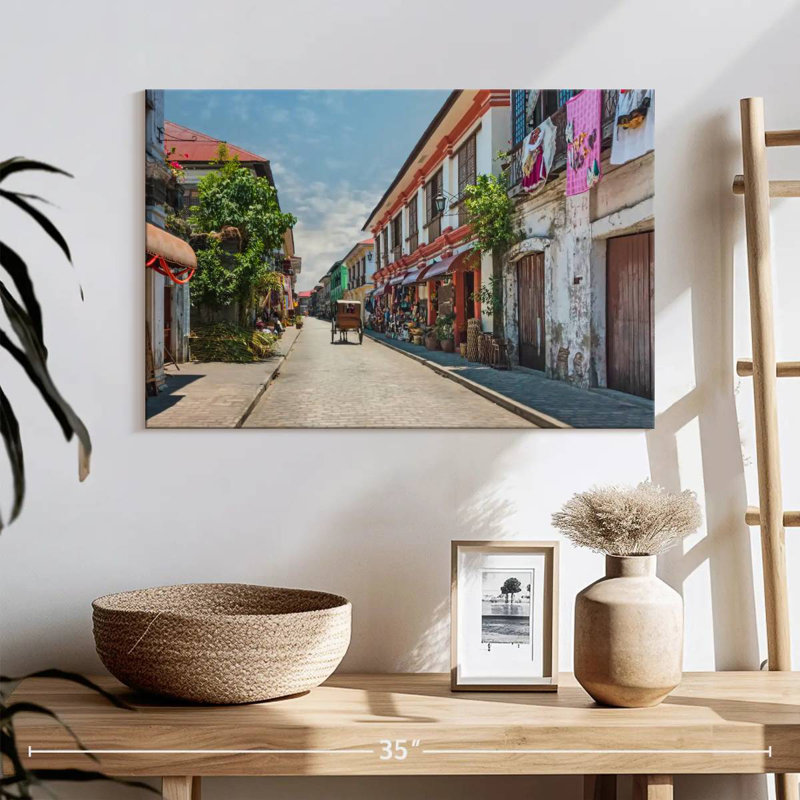 Sireci Vigan, 16" H x 24" W
