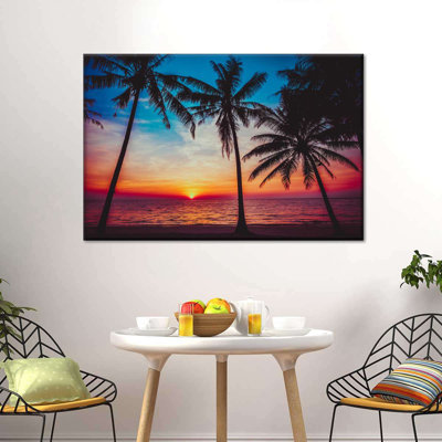 Perfect Beach Sunset On Canvas Print