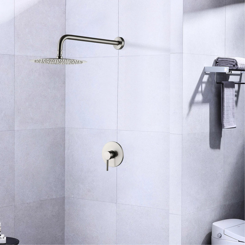 Robinet de douche en nickel brossé fixé au mur avec valve incluse - arrangement de fabrication en laiton