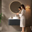 Meuble-lavabo mural flottant avec lavabo en céramique | Armoire moderne à rebord courbé de 24 po | Tiroir à fermeture en douceur et motif à rayures 3D-610258105-610258085