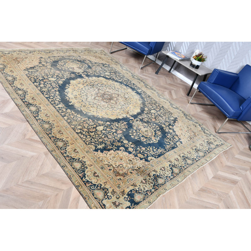 Grand tapis turc rétro bleu tissé à la main avec motif en médaillon idéal pour rehausser le décor de votre salon