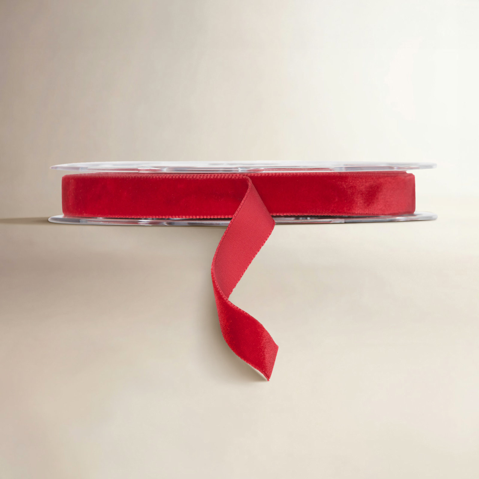 Swiss Velvet Ribbon, 396" H x 1.5" W x 0.1" D, Red