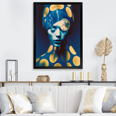 Eileidh Avant Garde, modèle en or et bleu rétro sur toile tendue