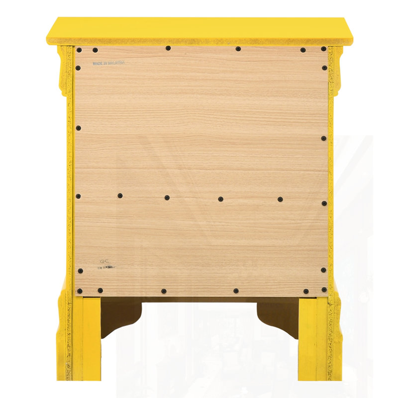Charmante table de chevet traditionnelle jaune, Jaune