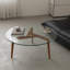 Table basse avec plateau en verre et structure en bois massif