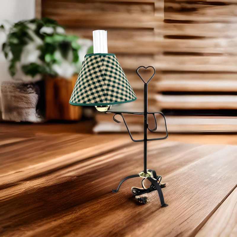 Lampe de table Accomac en fer forgé noir avec abat-jour vert