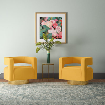 Fauteuil demi-tonneau pivotant en velours Aysha de 74,93 cm de large