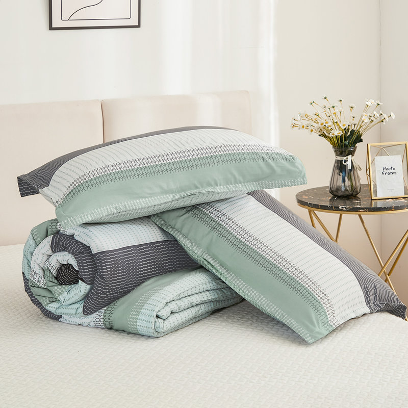 3-Piece Striped Colorblock Comforter Set, Lightweight Fluffy Down Alternative Striped Bedding Set, Full Comforter
