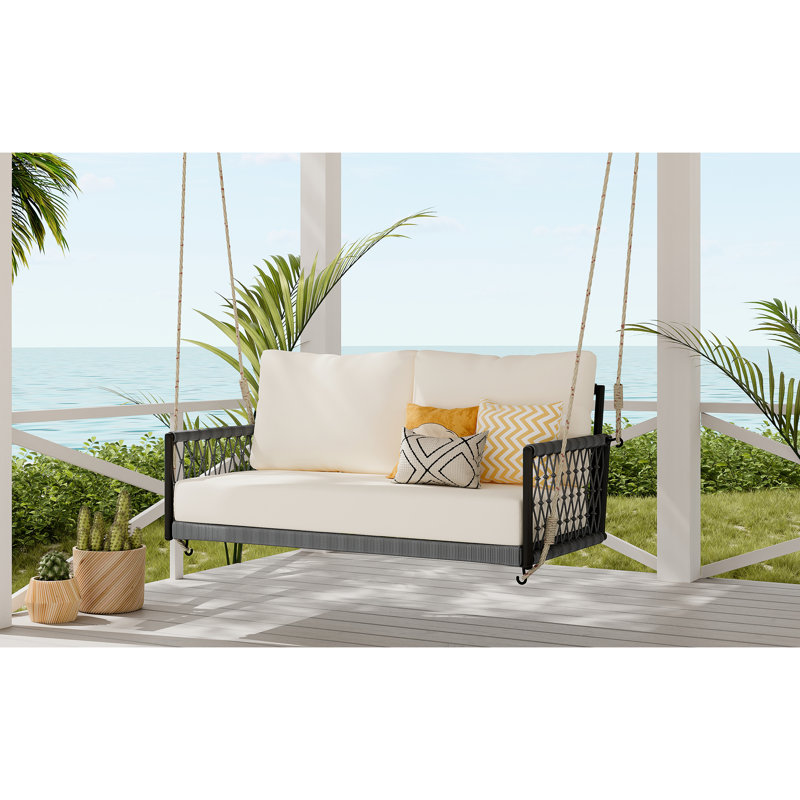 Coussin et coussin d'extérieur confortables