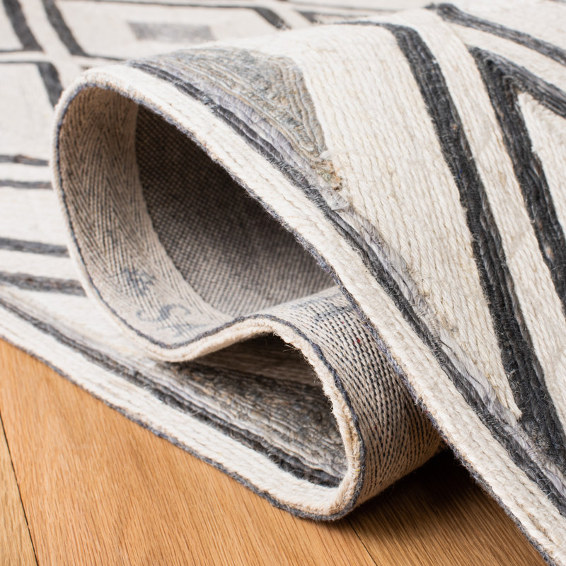 Gaetana Hand Tufted Jute/Cotton Geometric Rug in Gray/Ivory, Runner 2'3" x 8'