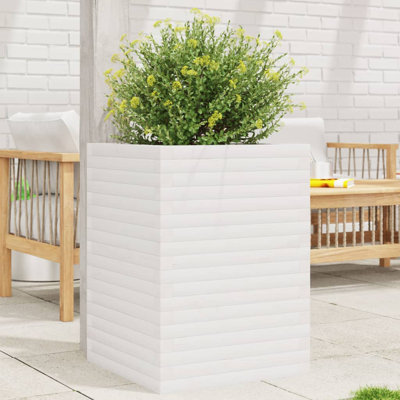 Amiela Planter Box