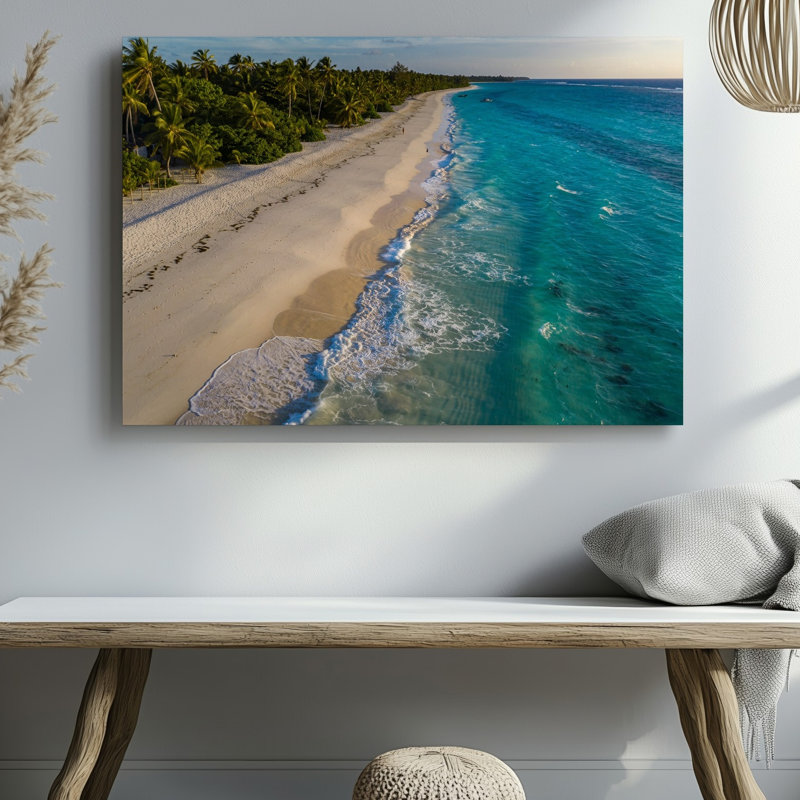 Toile, vue aérienne d'une plage tropicale immaculée, avec art mural blanc doux bordé de vagues turquoise éclatantes