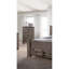 Commode en bois à finition naturelle avec chêne gris rustique et finition brune, idéale pour le rangement de chambre à coucher moderne et rétro.