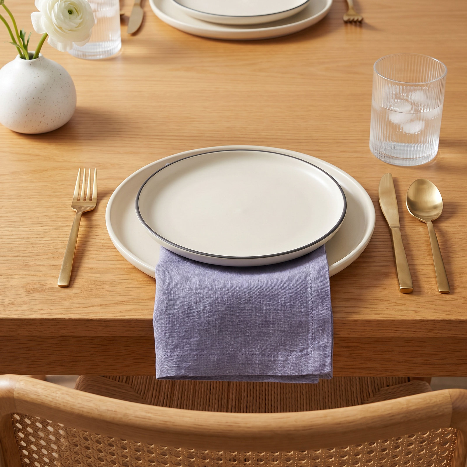 Dalissa Reversible Linen Napkin, Lavender