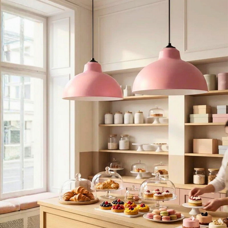 Lustre, Pink
