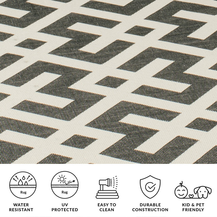 Arneshia Geometric Black/Beige Indoor/Outdoor Area Rug