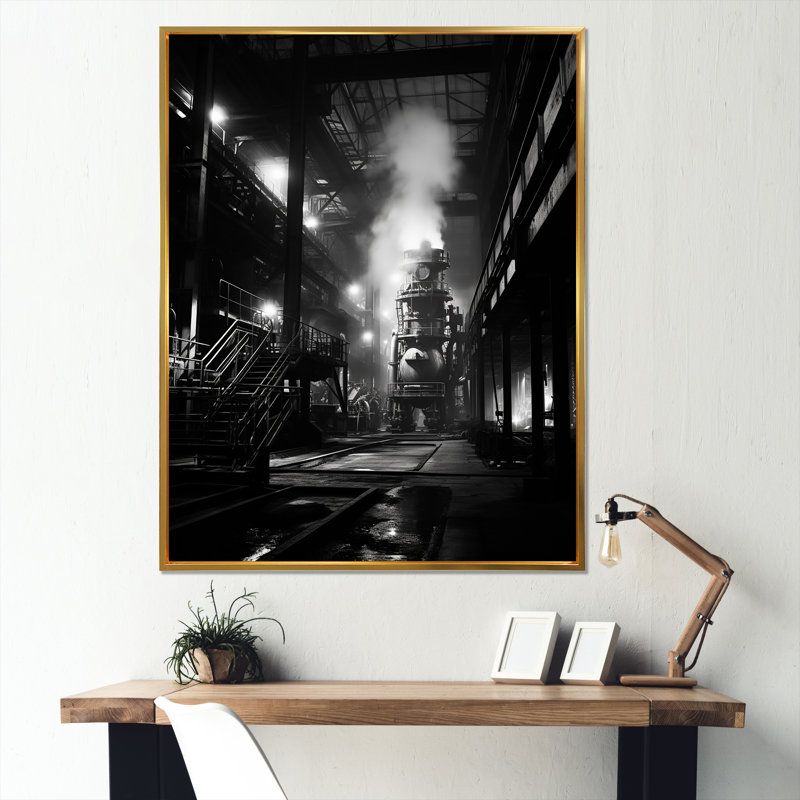 Paysage industriel en obsidienne - reproduction, Cadre flottant doré, 20" H x 12" W