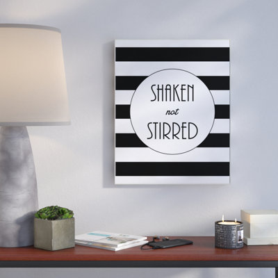 Art mural sur toile Shaken Not Stirred Glam par House of Lulu