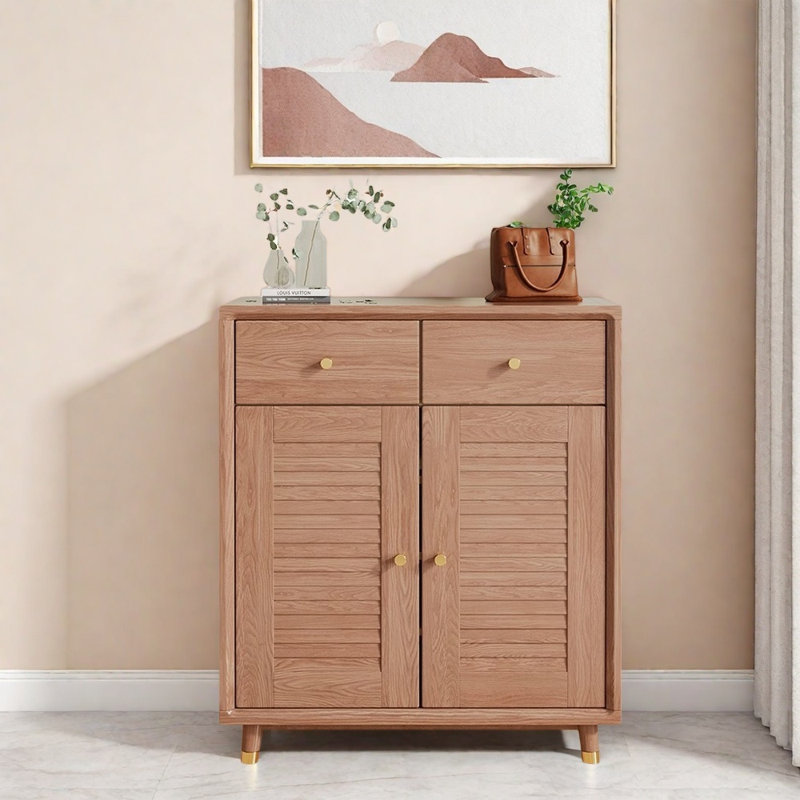 Armoire d'entrée scandinave en bois massif