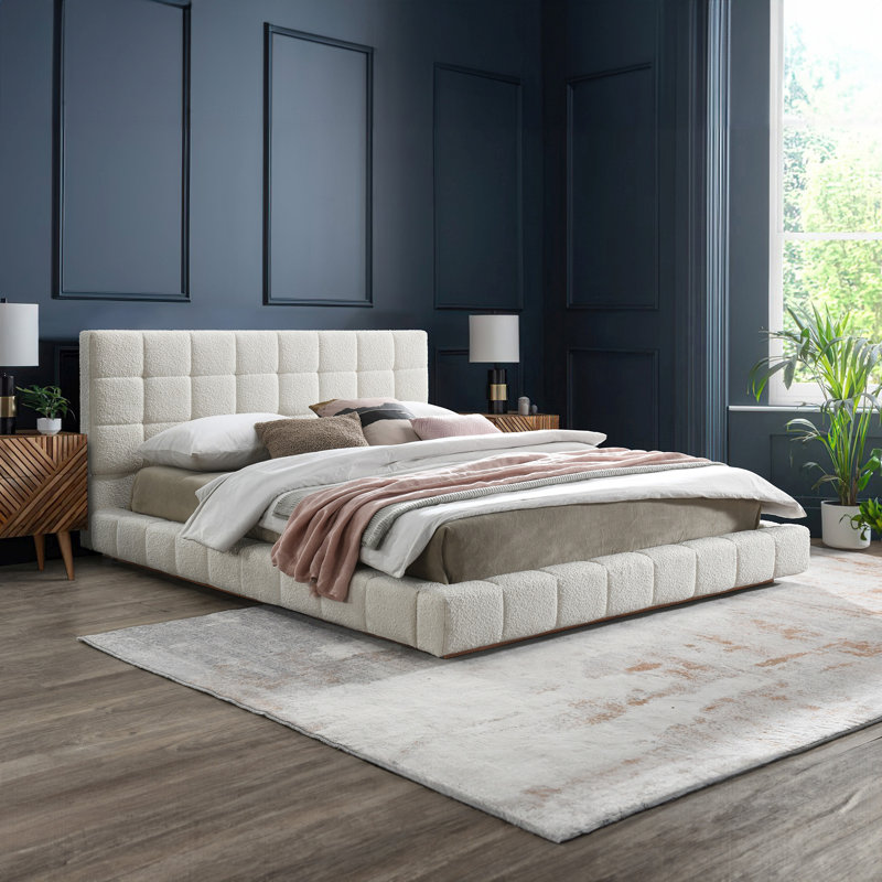 Braesyn Upholstered Panel Bed, King