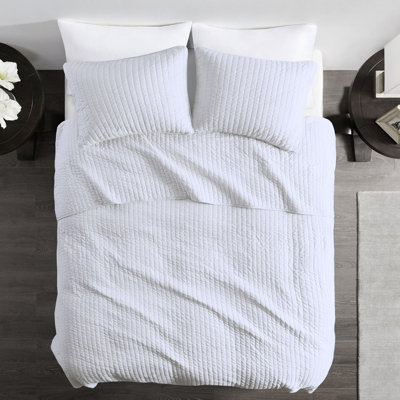 Ensemble de 3 courtepointe pour grand lit en blanc réversible avec rembourrage en coton et microfibre